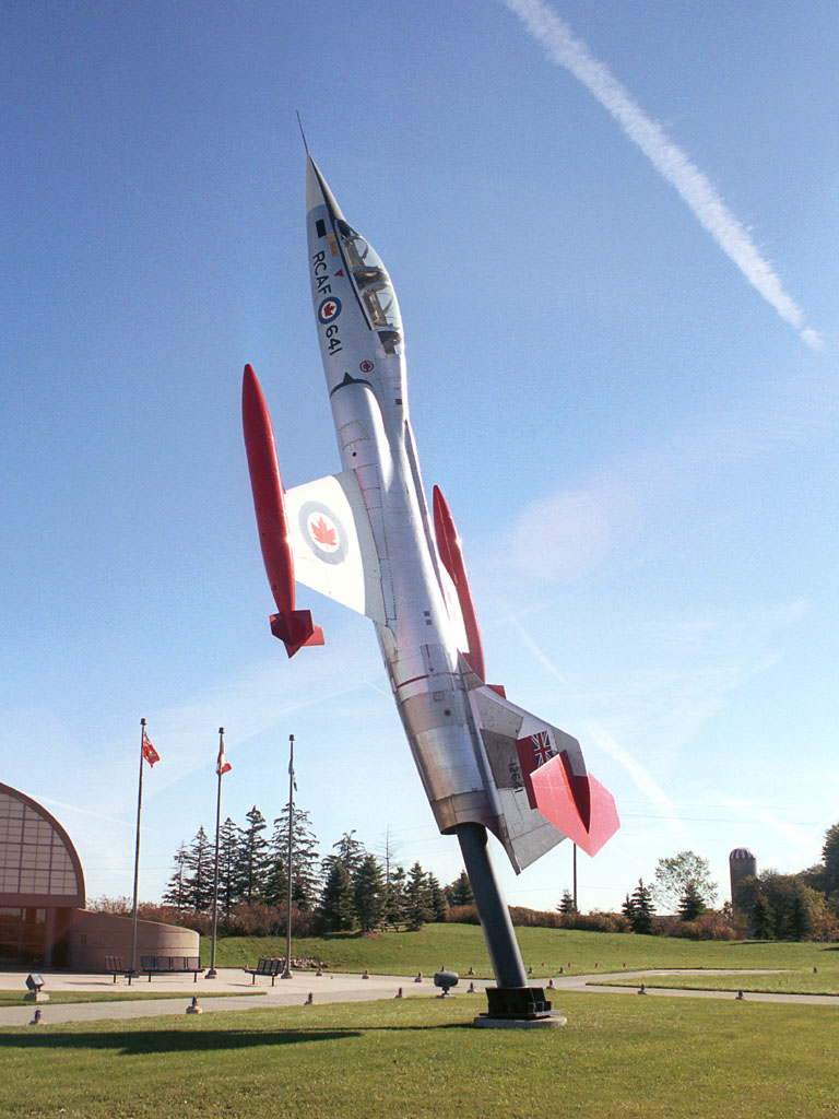 Lockheed (Canadair) CF - Starfighter CF-104D; #104641 (7 October 2003)
