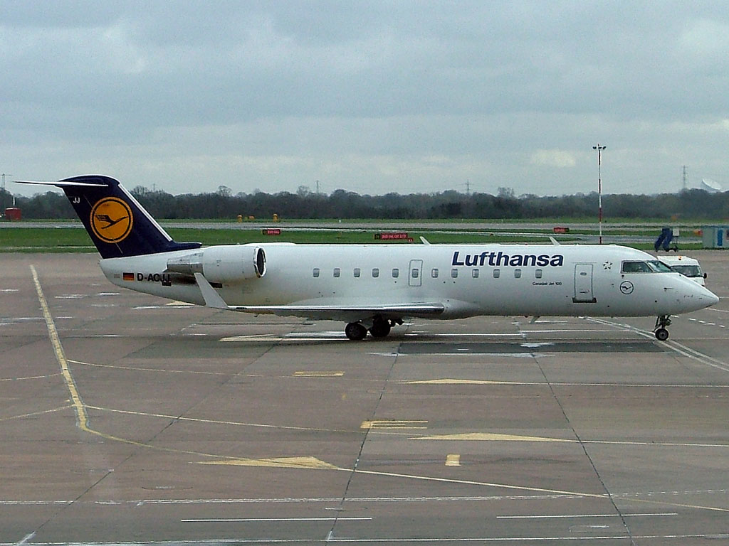 Lufthansa Cityline CRJ600 100LR - D-ACJJ @ MAN (6 April 2004)