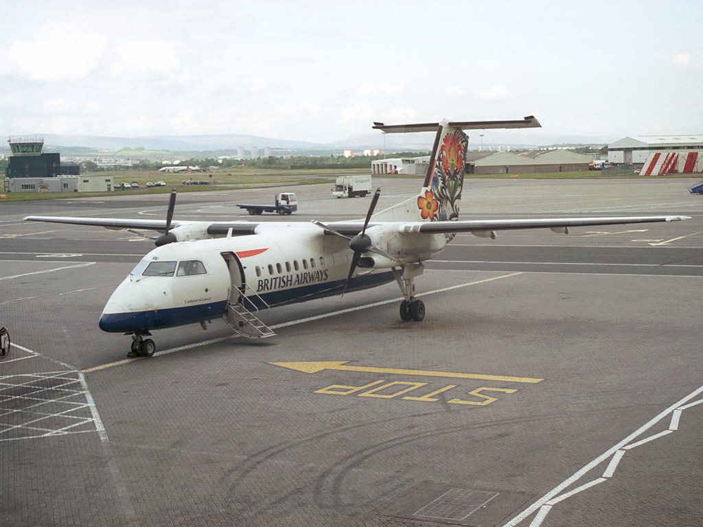 BA Citiexpress DHC-8-311 - G-BRYW @ GLA (15 May 2003)