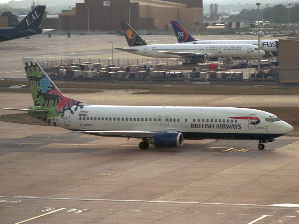 British Airways Boeing 737-436 - G-DOCD @ LGW (2 October 2003)