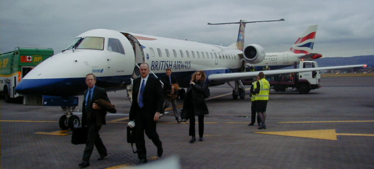 BRAL Embraer 145EU - G-EMBF @ GLA (5 April 2001)