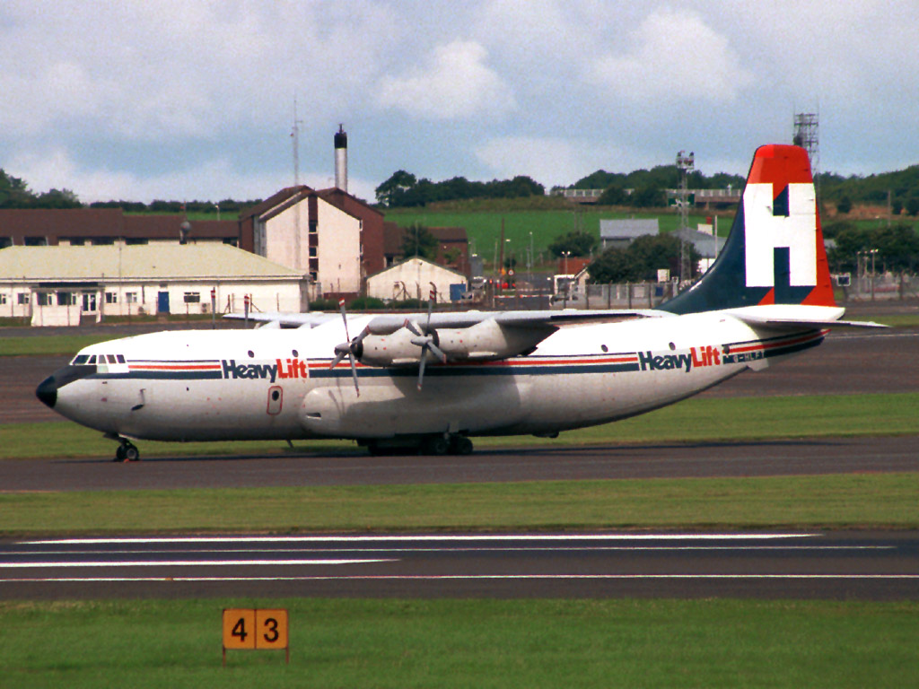 4 August 2001 (1356) G-HLFT HeavyLift Shorts Belfast on Apron F