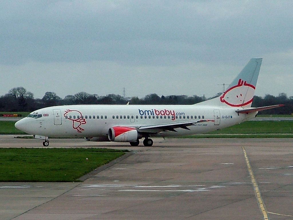 G-OJTW bmiBaby Boeing B737-36N @ MAN (6 April 2004)