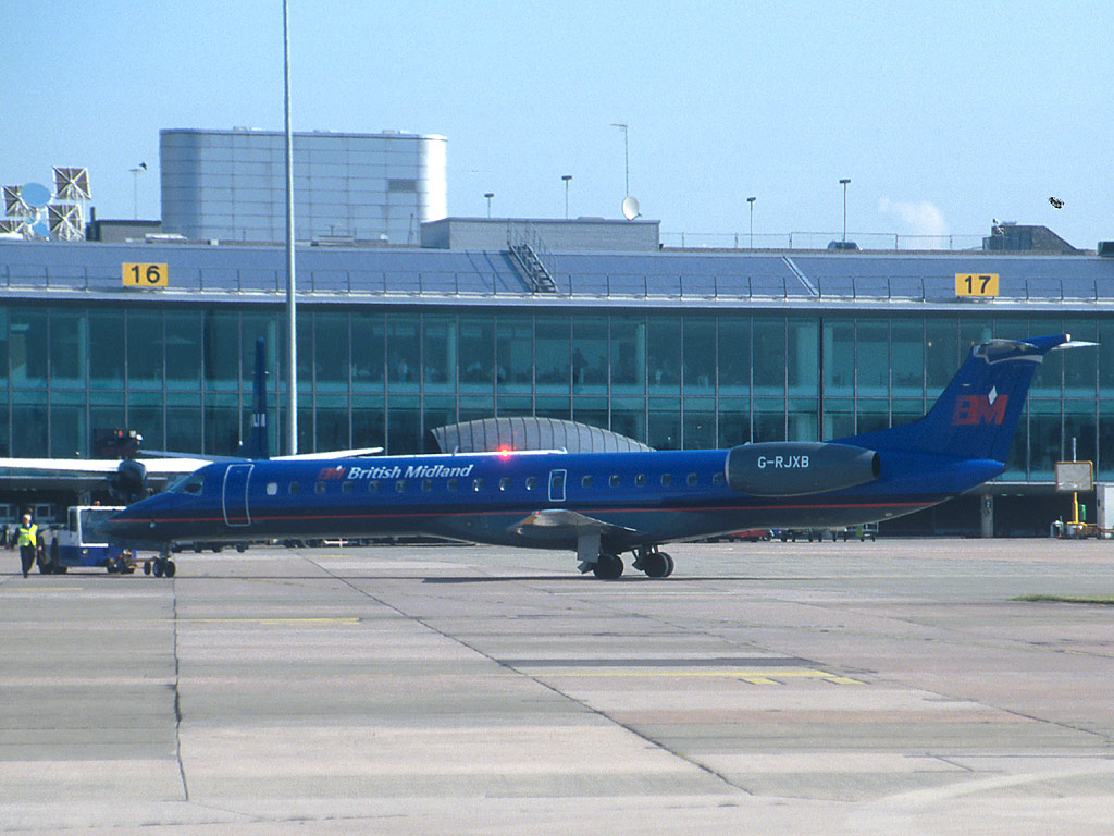bmi British Midland ERJ145 G-RJXB @ MAN (15 May 2003)