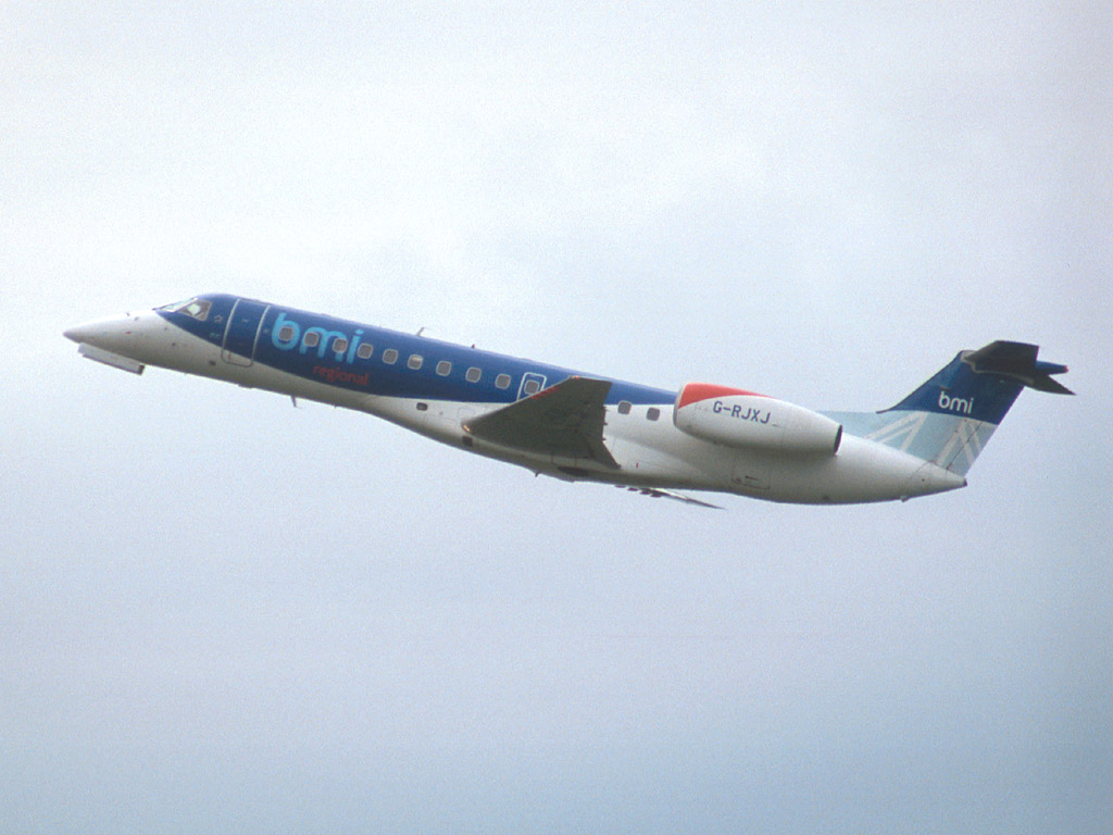 5 June 2003 (1714) G-RJXJ taking off on runway 23 at GLA