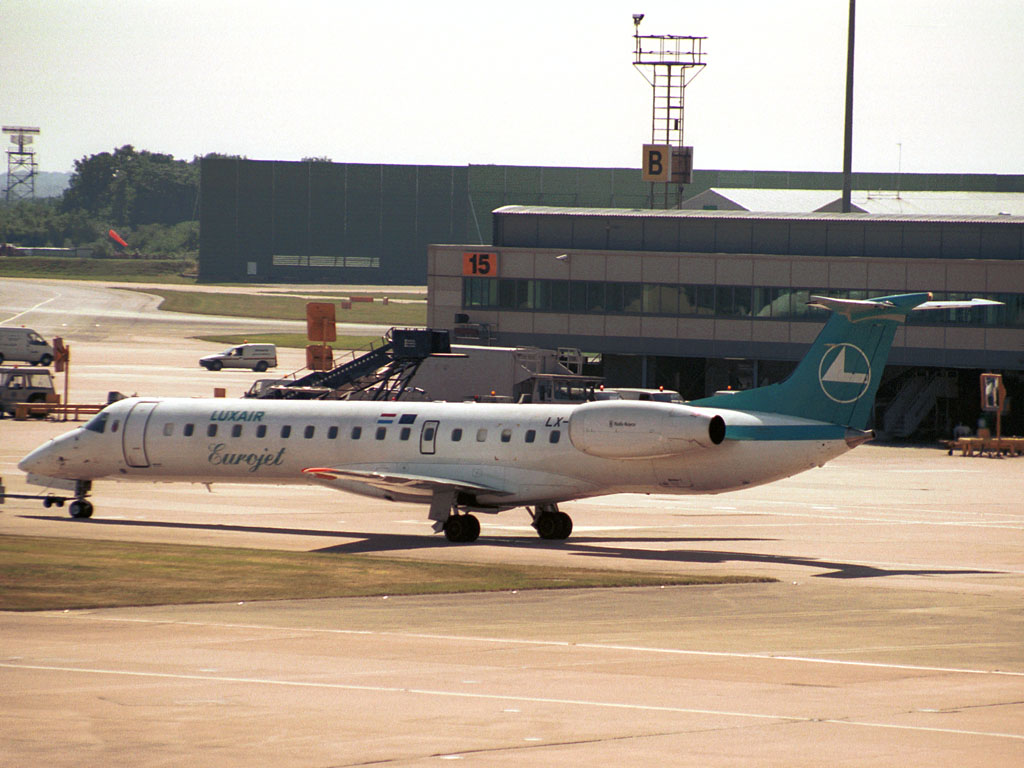 Luxair Embraer 145LU - LX-LGI @ MAN (15 July 2003)