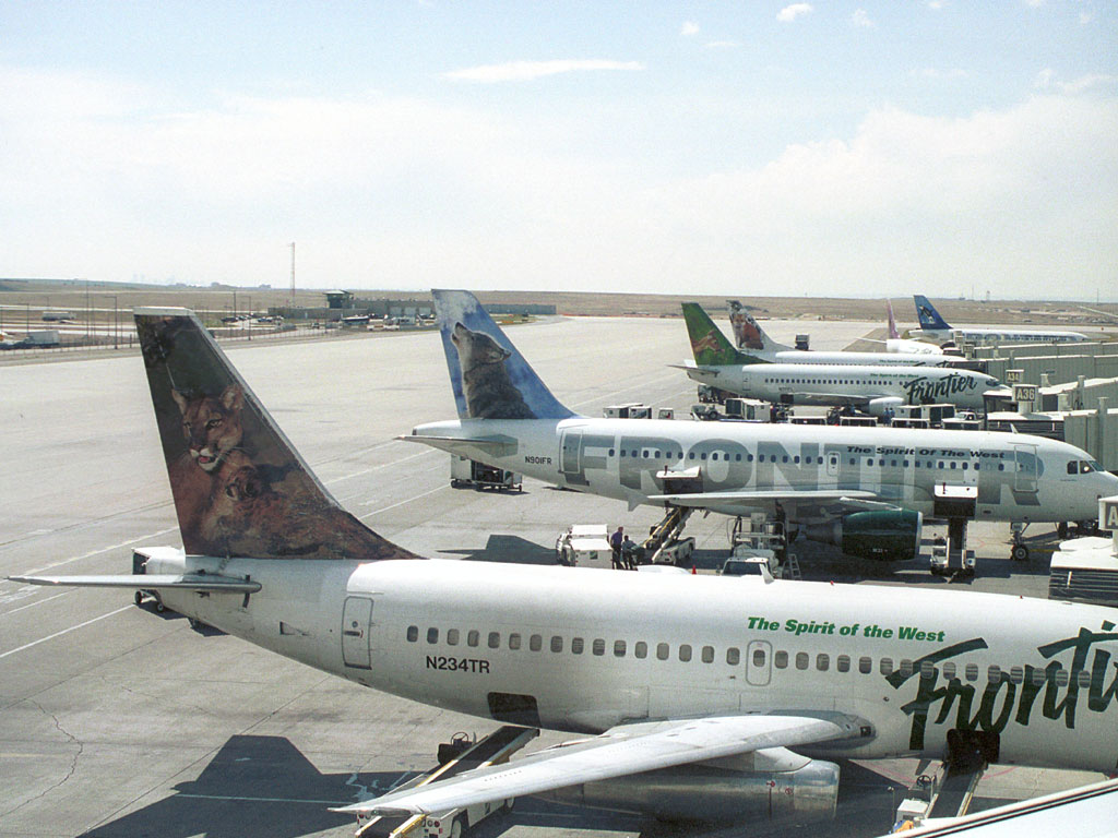 Frontier Airlines Aircraft @ DEN (2 May 2002)