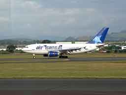 25 September 2003 (0927) C-GPAT landing on runway 23 at GLA
