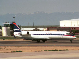 2 May 2002 (1108) N417SW Skywest CL600/CRJ-200LR landing on Runway 28R @ BOI