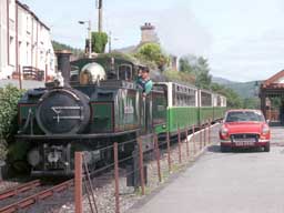MGB GT and Earl of Merionydd at Penrhyn - August 1998